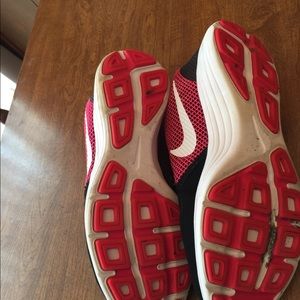 Nike Shoes - Nike shoe Nike Shoes - Nike shoe